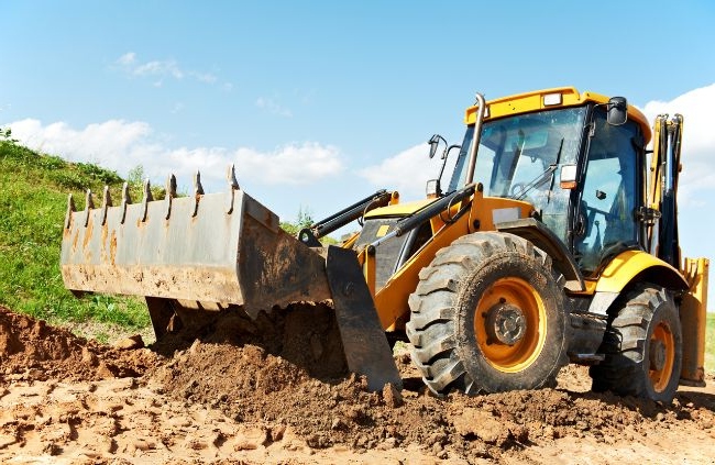 Rural property services in Singleton by Rural Property Services NSW, providing land clearing & forestry mulching and private road works.